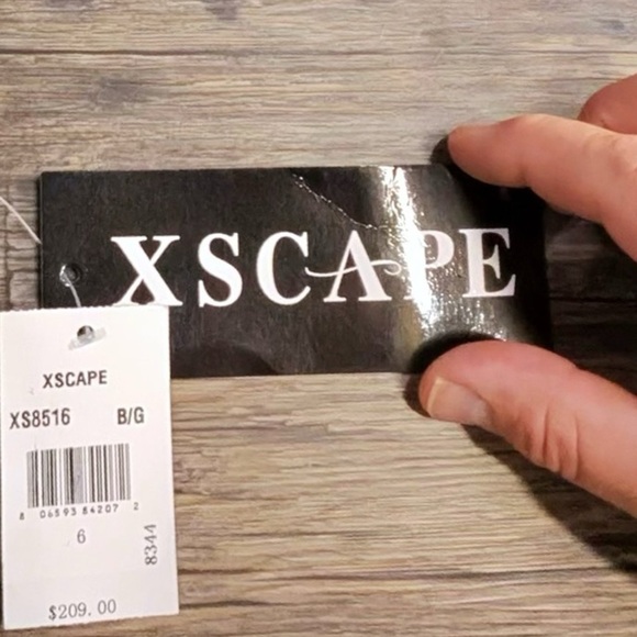 Xscape Black Midi Dress with Elegant Cream Lace - Picture 7 of 10